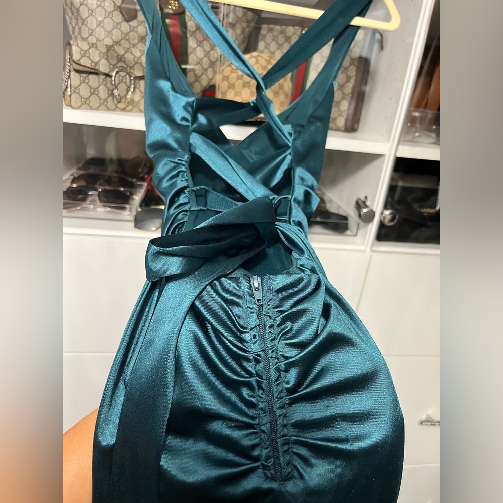 Emerald green long formal dress. Back lace up. Excellent condition!